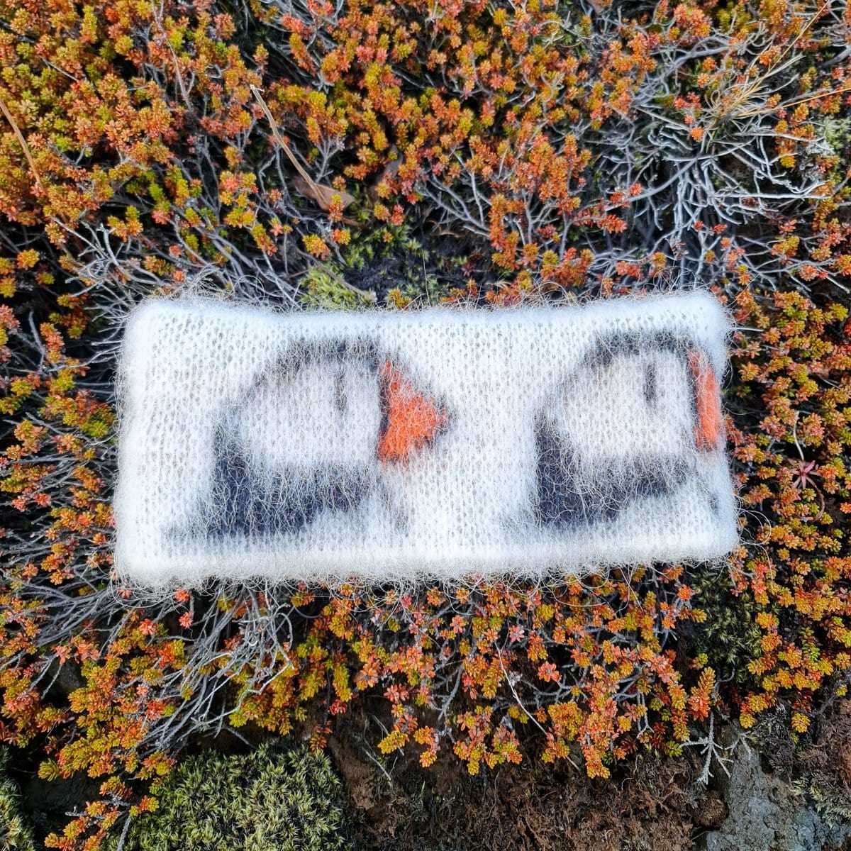 Brushed Wool - Puffin scarf - Image 4